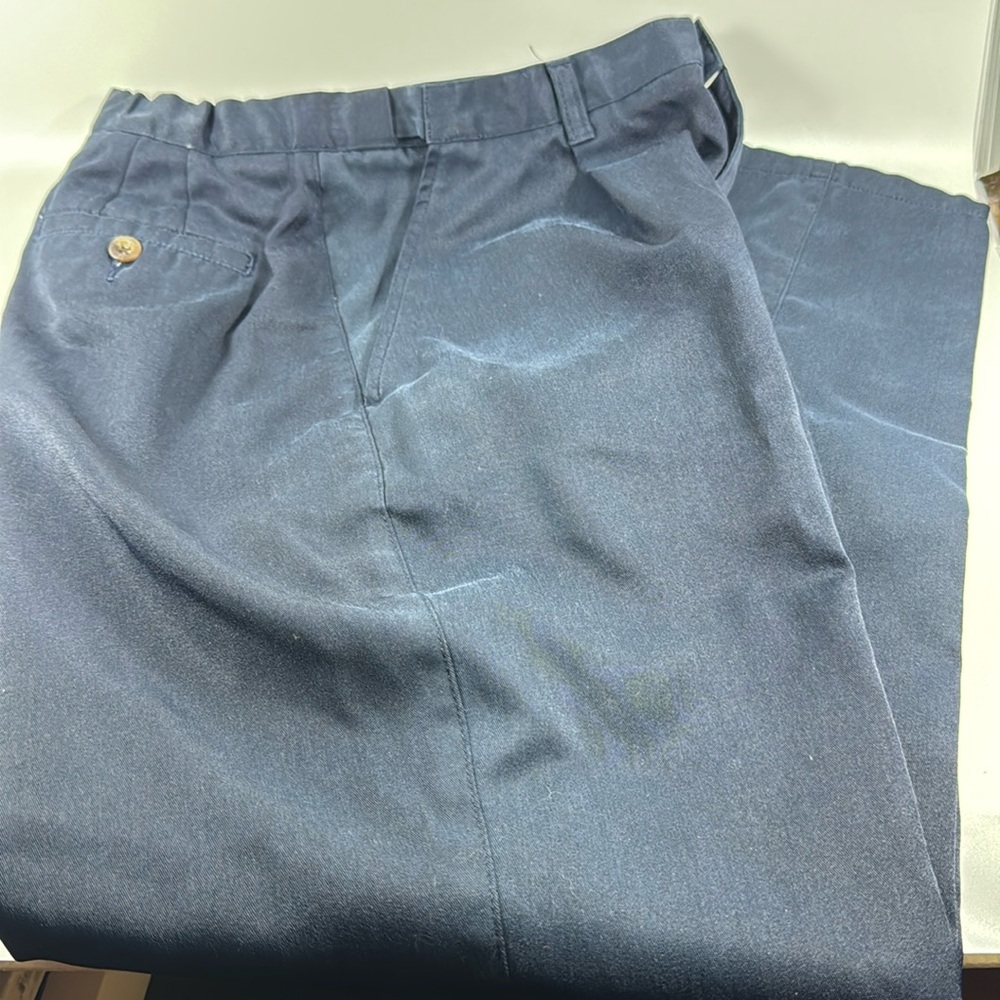 Travel Smith ladies petite size 10, pants navy